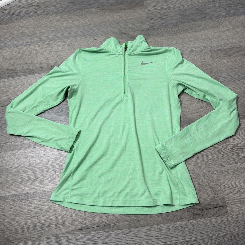Nike Long-sleeve T-shirt Women’s Nike Element Half Zip size Small